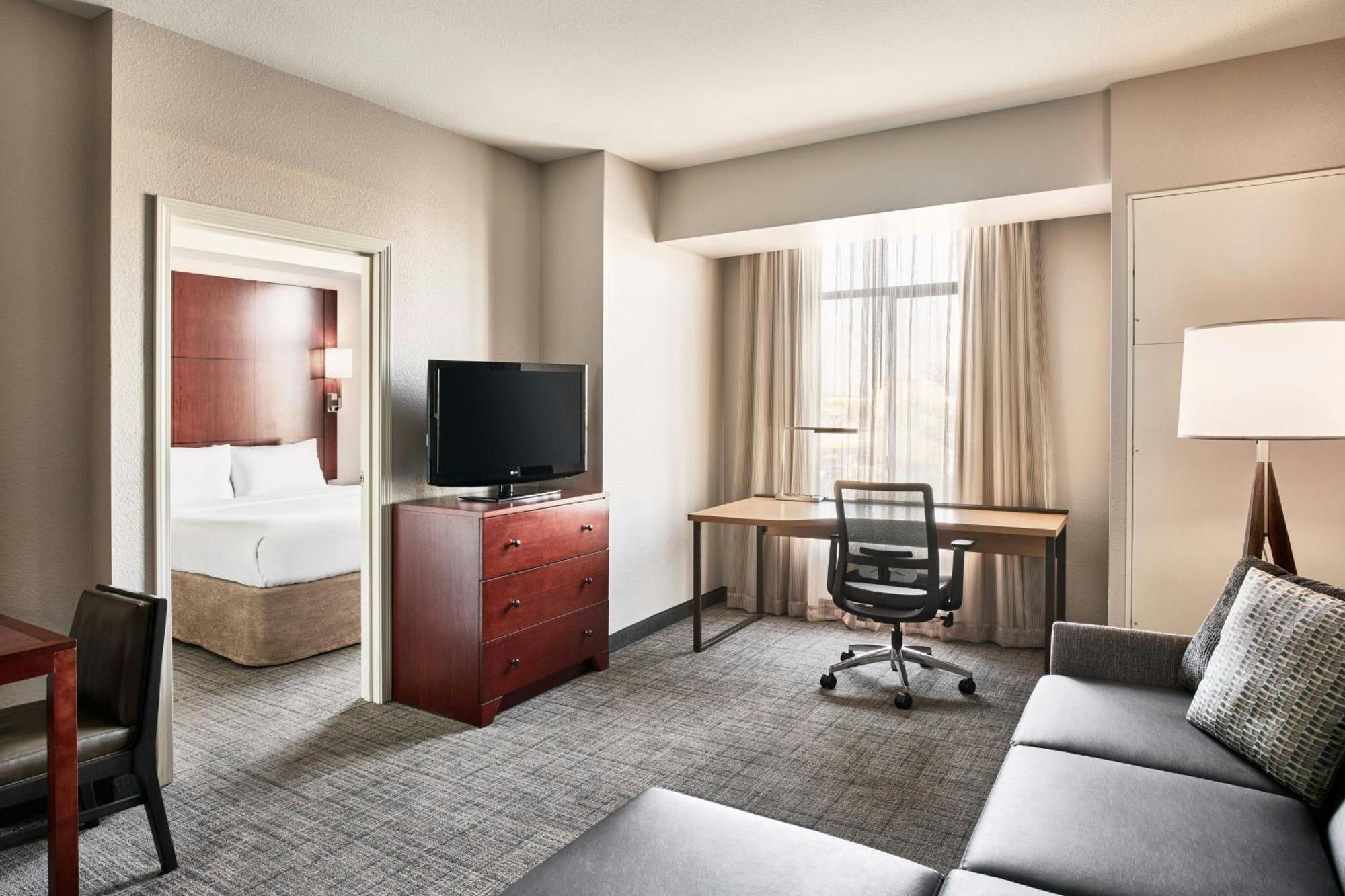 By Marriott Phoenix Hotel Gilbert