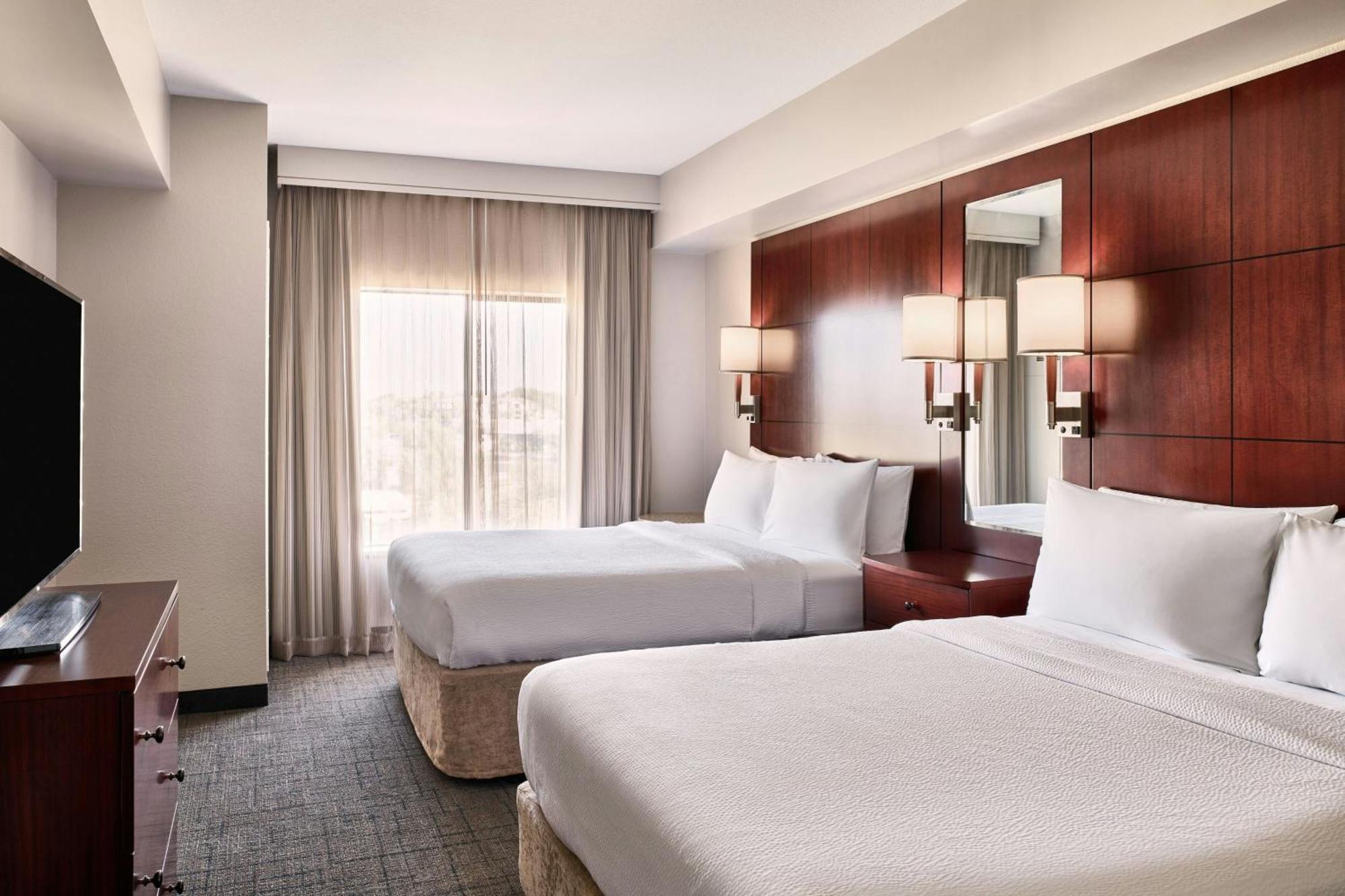 By Marriott Phoenix Gilbert